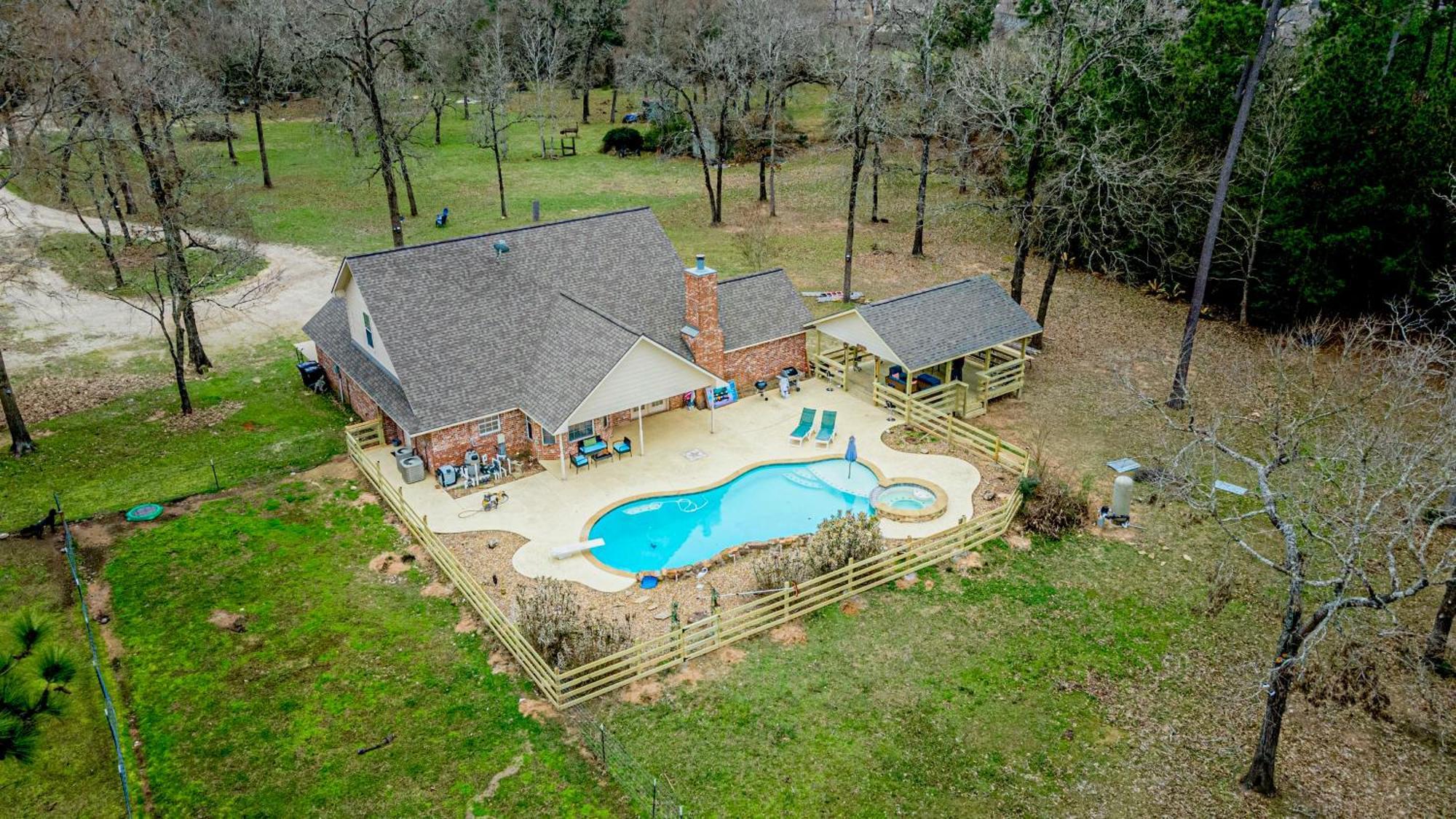 Country Getaway 4 Bedroom Resort In 10 Acre Lot Магнолия Екстериор снимка