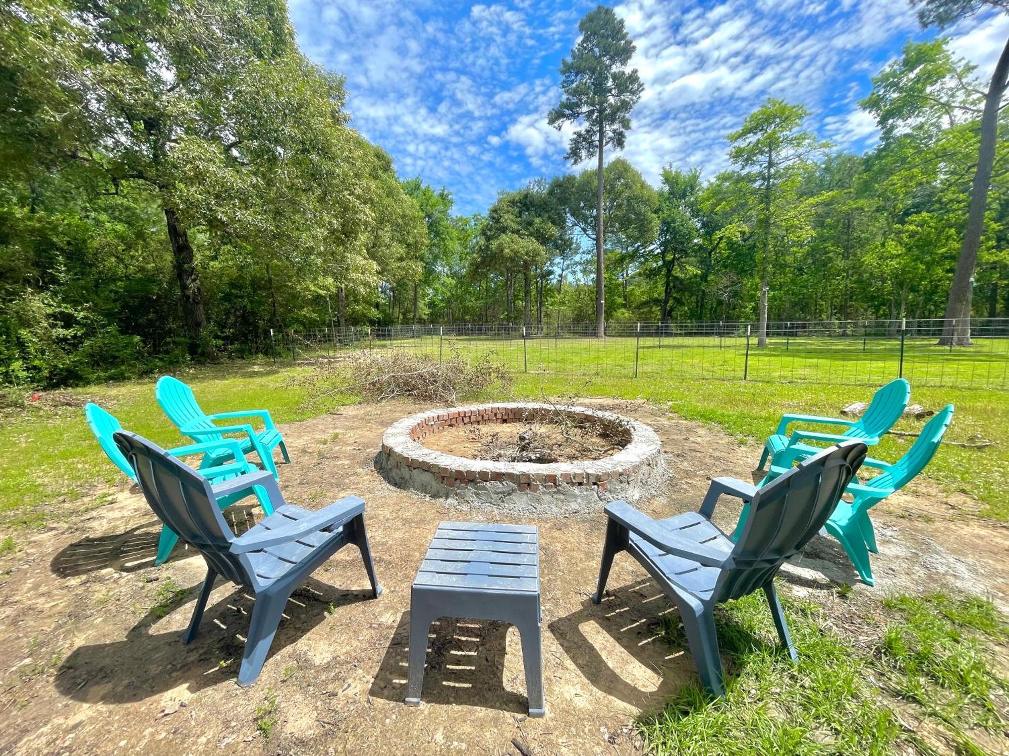 Country Getaway 4 Bedroom Resort In 10 Acre Lot Магнолия Екстериор снимка